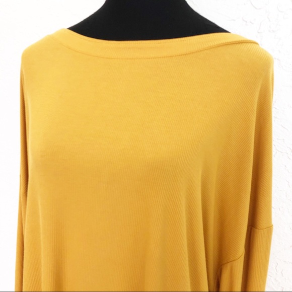 Free People Shimmy Shake Twist Tunic Top in Gold L - Picture 3 of 7